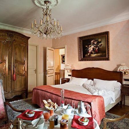Hostellerie Les Frenes Avignon Room photo